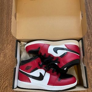 Air Jordan 1 (GS)